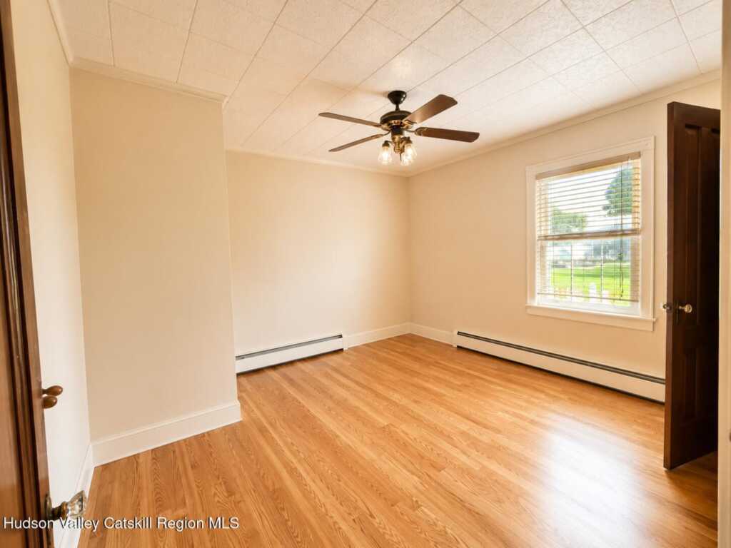 1011 Columbia Street, Kingston, NY 12401 - Photo 8 of 15