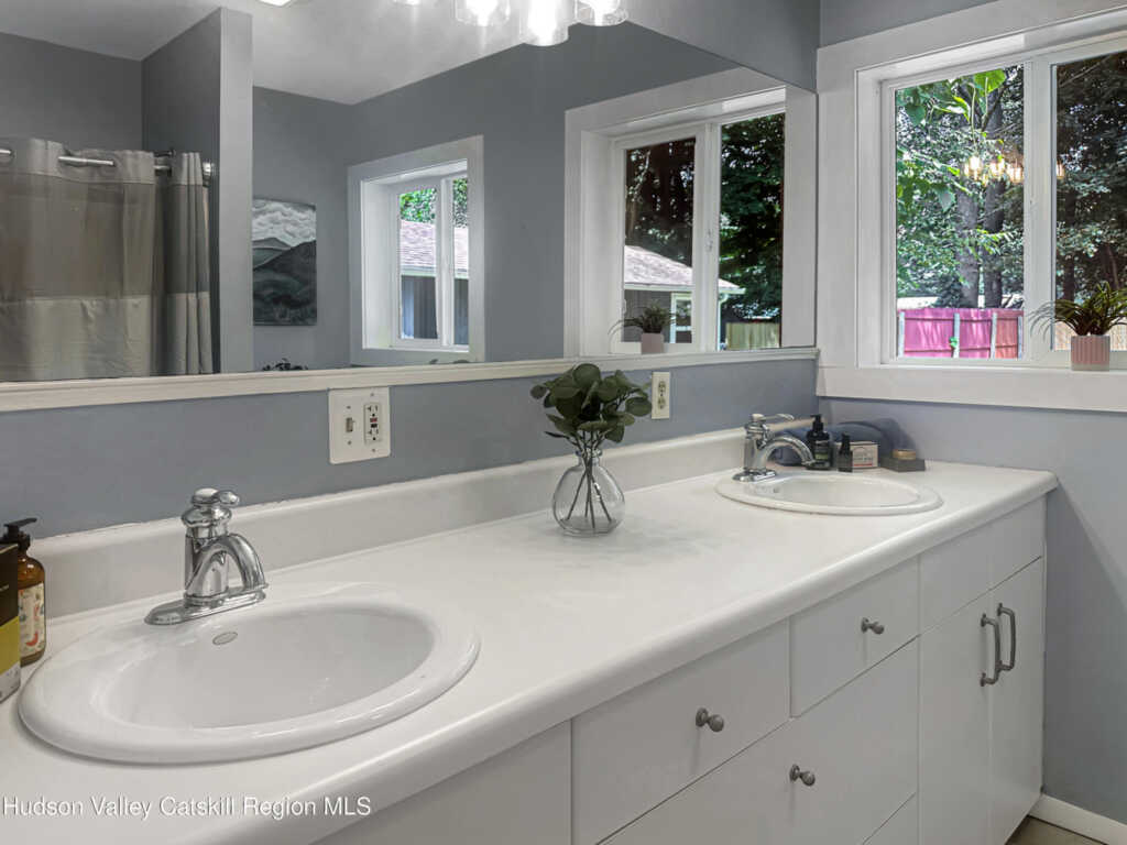 35 Overlook Drive, Woodstock, NY 12498 - Photo 18 of 33