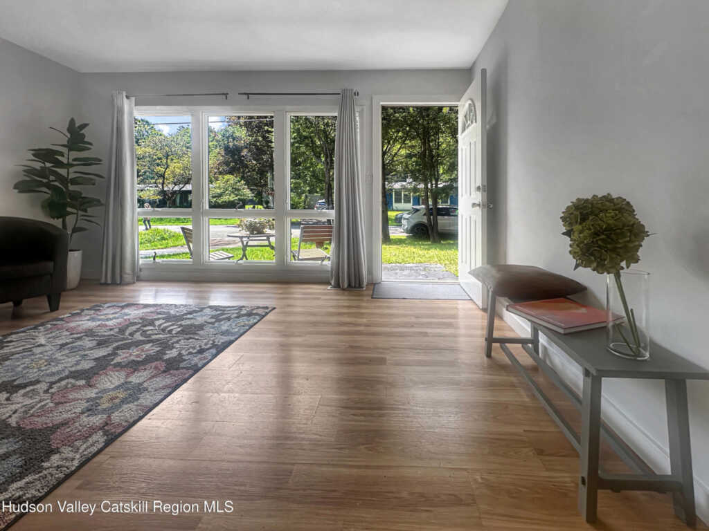 35 Overlook Drive, Woodstock, NY 12498 - Photo 2 of 33