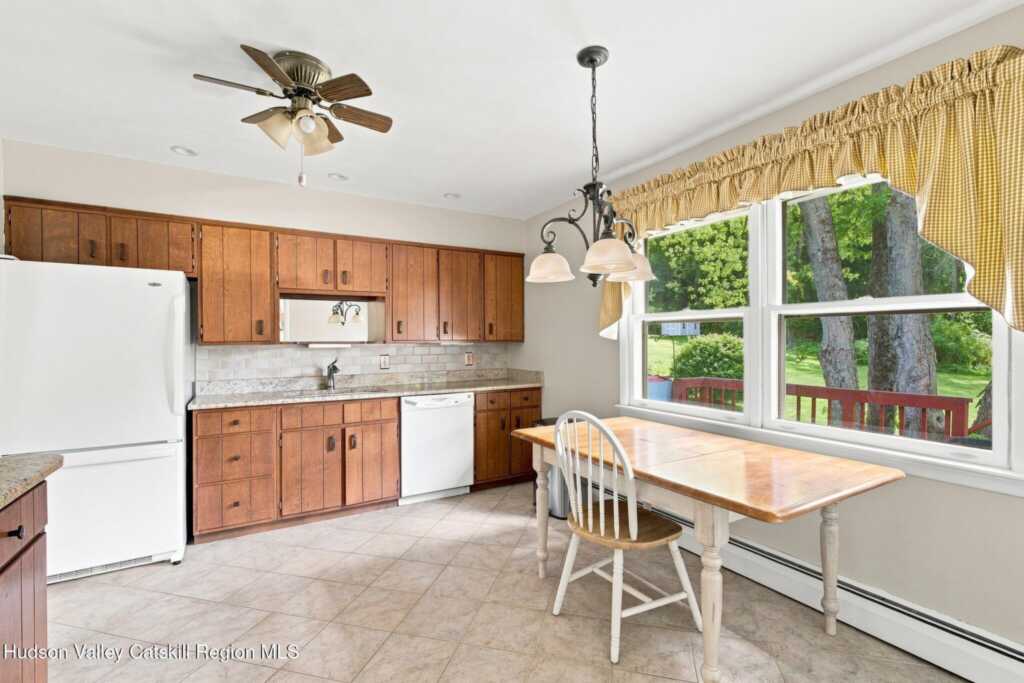 120 Altamont Drive, Hurley, NY 12443 - Photo 6 of 39