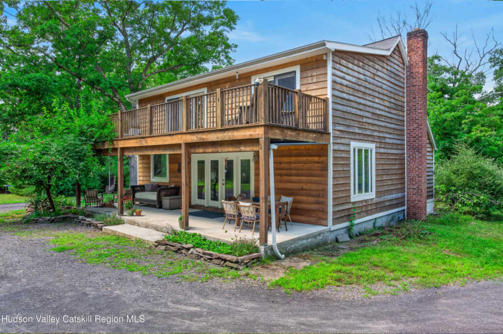 325 Morgan Hill Road, Hurley, NY 12443