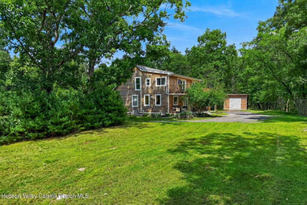 325 Morgan Hill Road, Hurley, NY 12443 - Photo 27 of 32