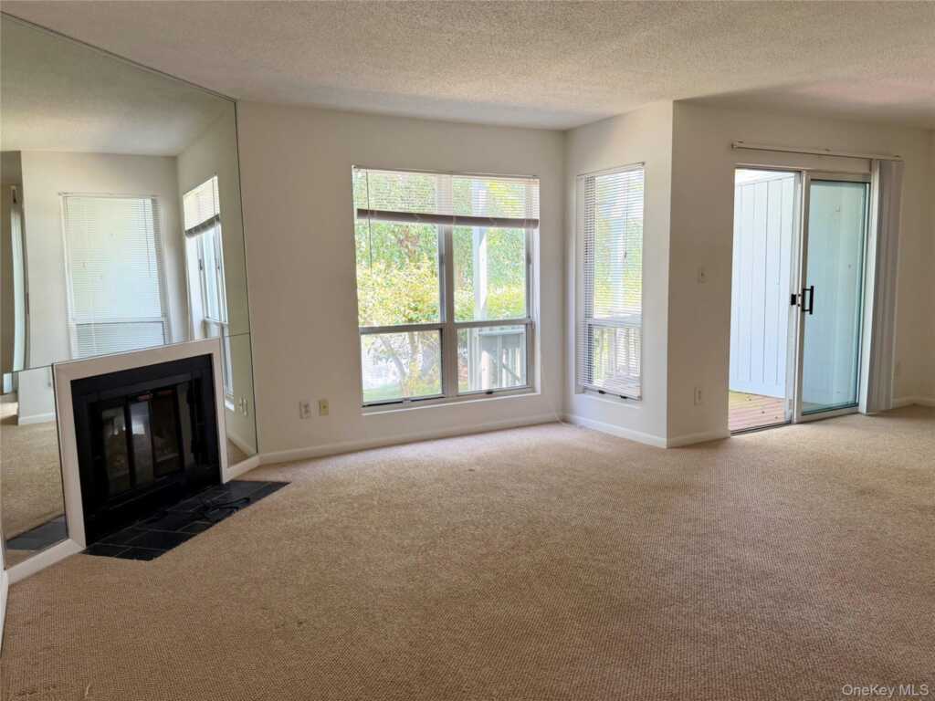 15 Pond Drive, Rhinebeck, NY 12572 - Photo 11 of 29