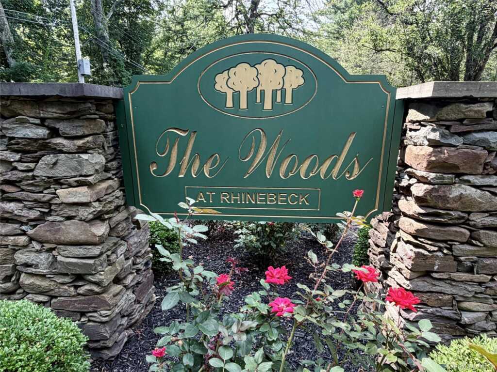 15 Pond Drive, Rhinebeck, NY 12572 - Photo 2 of 29
