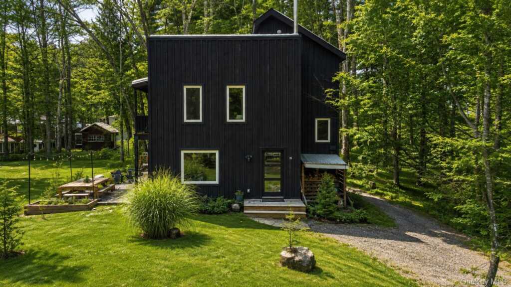 15 Lake View Drive, Woodstock, NY 12448 - Photo 33 of 42