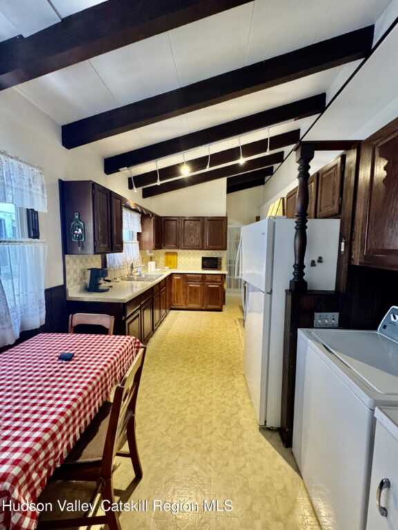 46 Main Street, Phoenicia, NY 12464 - Photo 19 of 35
