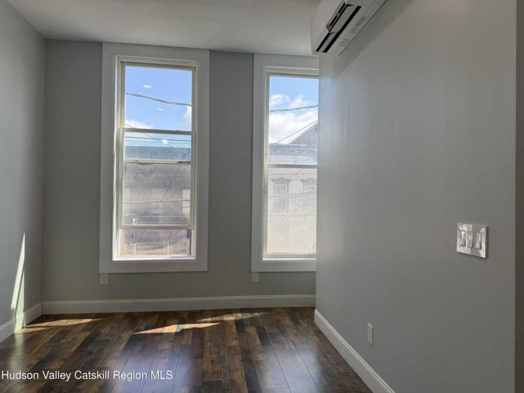 110 Partition Street, Unit #2, Saugerties, NY 12477 - Photo 5 of 11