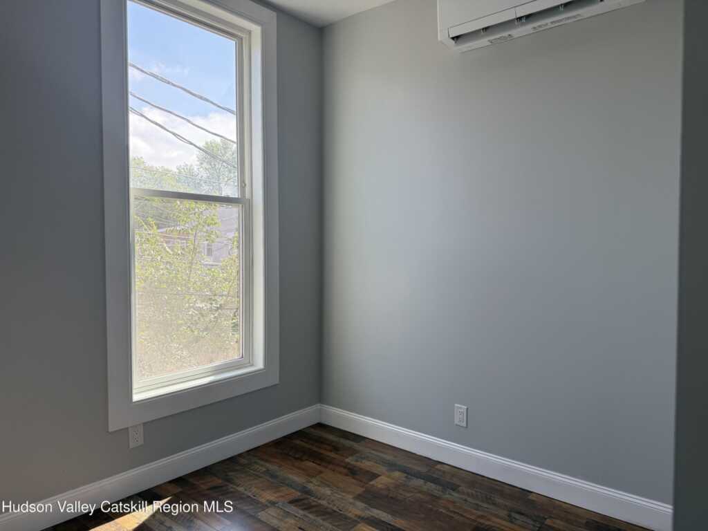 110 Partition Street, Unit #2, Saugerties, NY 12477 - Photo 7 of 11