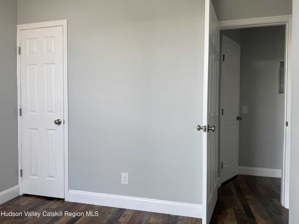 110 Partition Street, Unit #2, Saugerties, NY 12477 - Photo 8 of 11