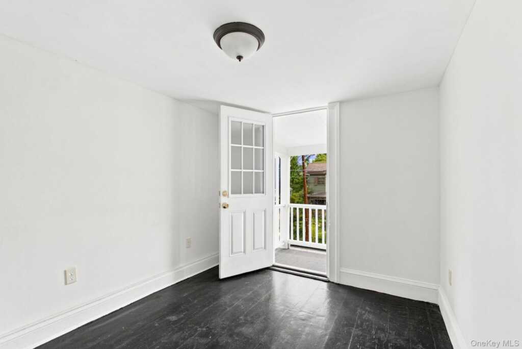 133 Fair Street, Kingston, NY 12401 - Photo 11 of 49