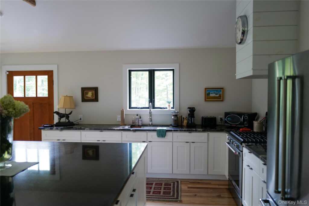 21 Vandermark Road, Woodstock, NY 12498 - Photo 20 of 36