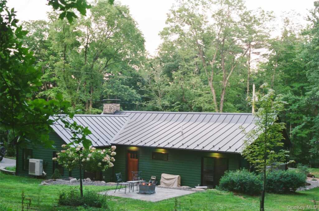 21 Vandermark Road, Woodstock, NY 12498 - Photo 4 of 36