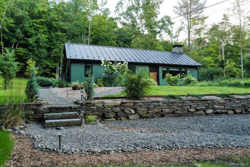 21 Vandermark Road, Woodstock, NY 12498 - Photo 6 of 36