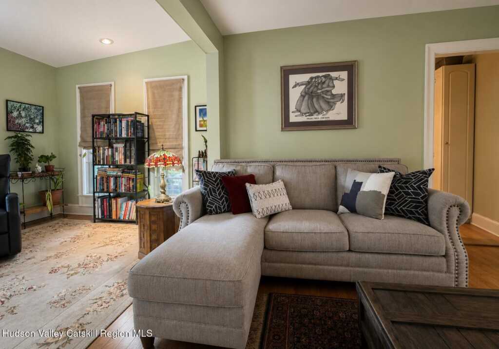 15 Esopus Avenue, Kingston, NY 12401 - Photo 9 of 28