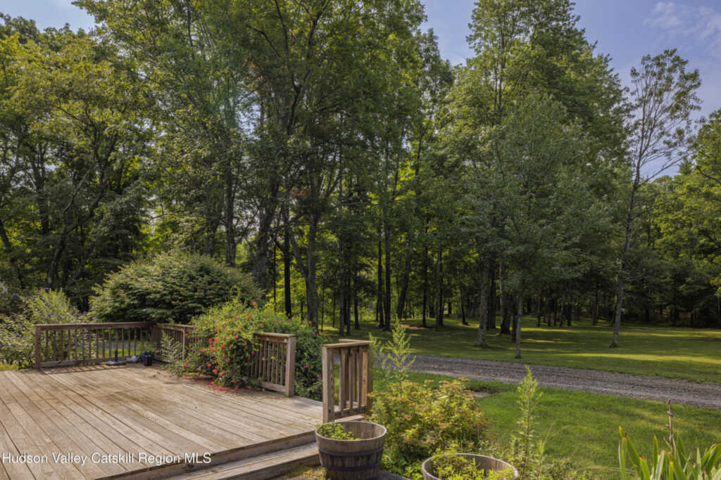 115 Bellwood Lane, Saugerties, NY 12477 - Photo 7 of 50