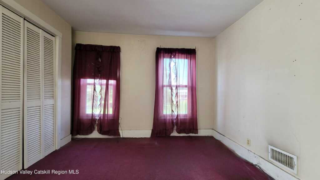 24 Clinton Avenue, Kingston, NY 12401 - Photo 16 of 20