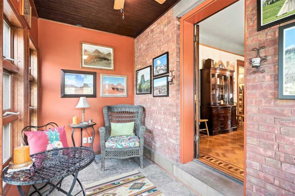 349 Albany Avenue, Kingston, NY 12401 - Photo 21 of 40