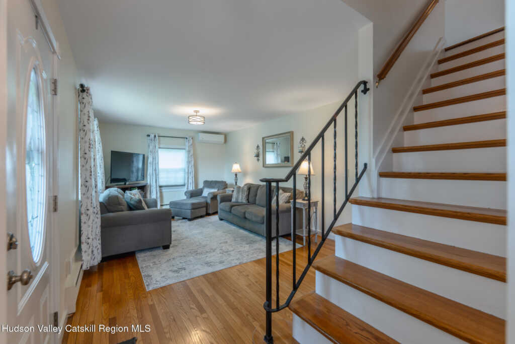 10 Lipton Street, Kingston, NY 12401 - Photo 17 of 50