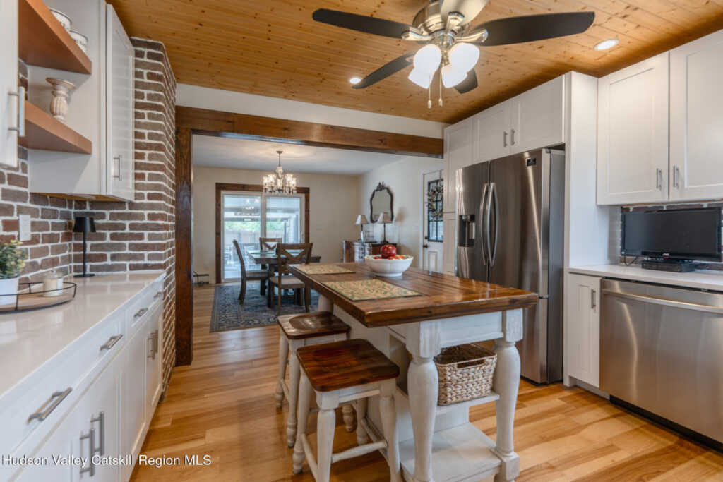 10 Lipton Street, Kingston, NY 12401 - Photo 4 of 50