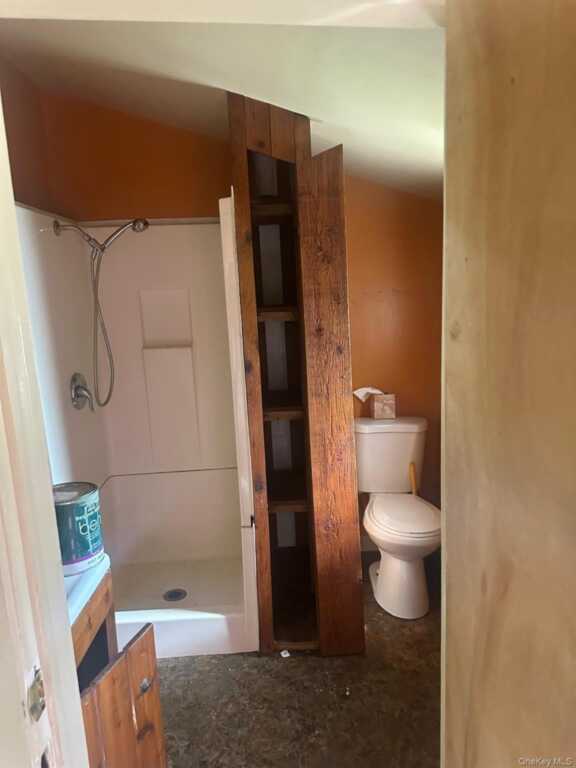 348-354 Binnewater Road, Rosendale, NY 12401 - Photo 12 of 40