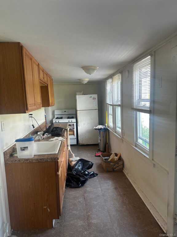 348-354 Binnewater Road, Rosendale, NY 12401 - Photo 26 of 40