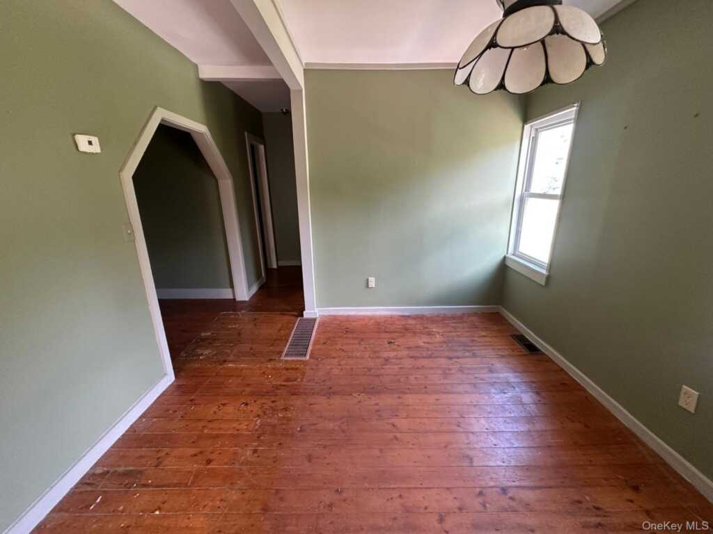 348-354 Binnewater Road, Rosendale, NY 12401 - Photo 8 of 40