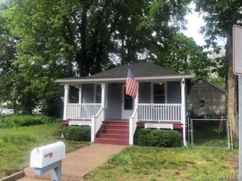 18 Wiltwyck Avenue, Kingston, NY 12401