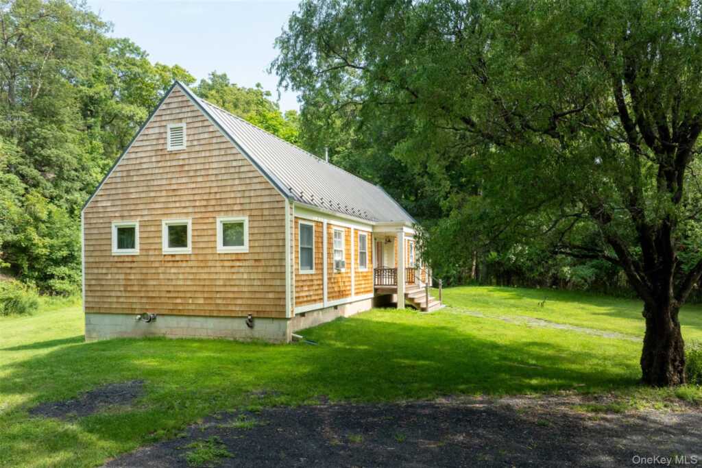 248 Stoll Road, Saugerties, NY 12477 - Photo 18 of 23