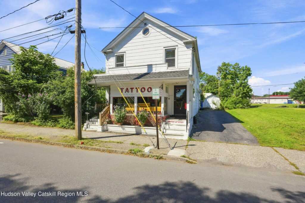 377 Washington Avenue, Kingston, NY 12401