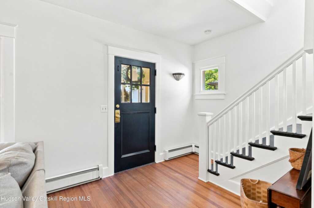 88 Washington Avenue, Kingston, NY 12401 - Photo 17 of 50