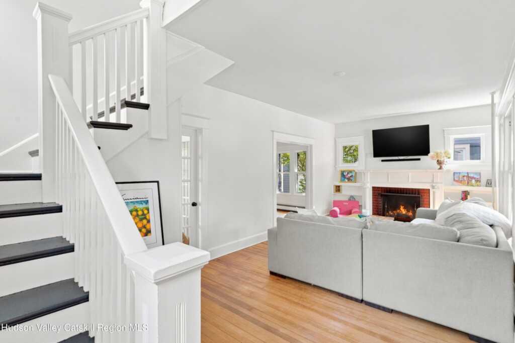 88 Washington Avenue, Kingston, NY 12401 - Photo 19 of 50