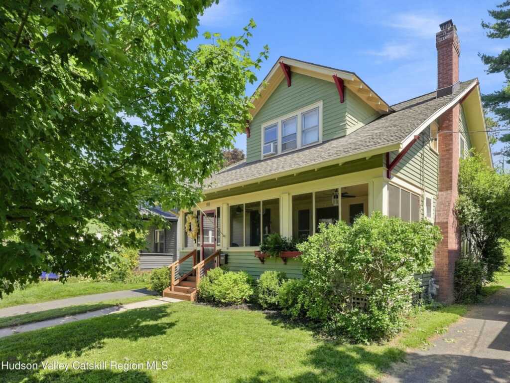 88 Washington Avenue, Kingston, NY 12401 - Photo 3 of 50