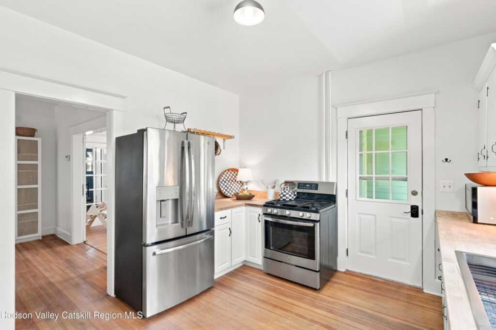 88 Washington Avenue, Kingston, NY 12401 - Photo 34 of 50