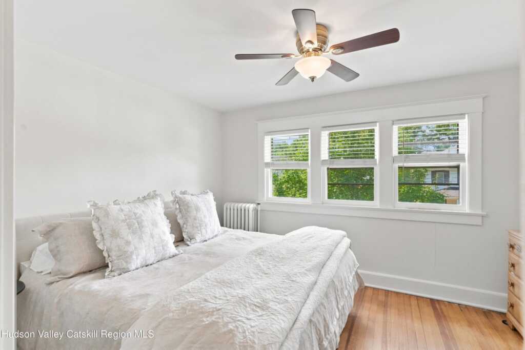 88 Washington Avenue, Kingston, NY 12401 - Photo 37 of 50