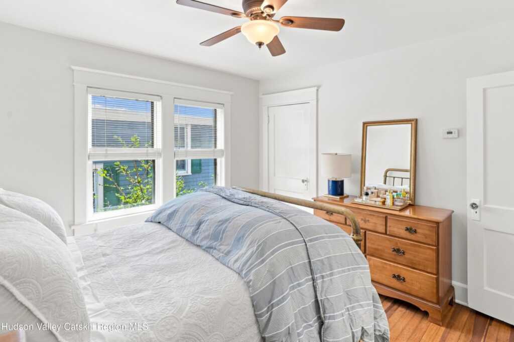 88 Washington Avenue, Kingston, NY 12401 - Photo 39 of 50