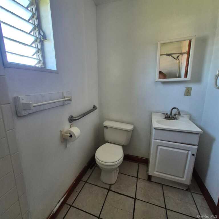2071 Ulster Avenue, Unit #4, Kingston, NY 12449 - Photo 6 of 6