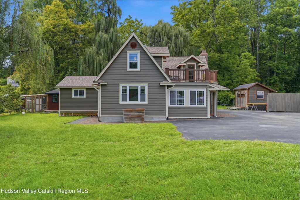 2083 State Route 32, Kingston, NY 12401