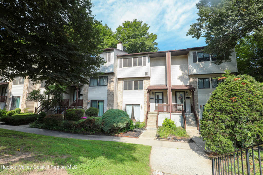 259 Village Court, Kingston, NY 12401
