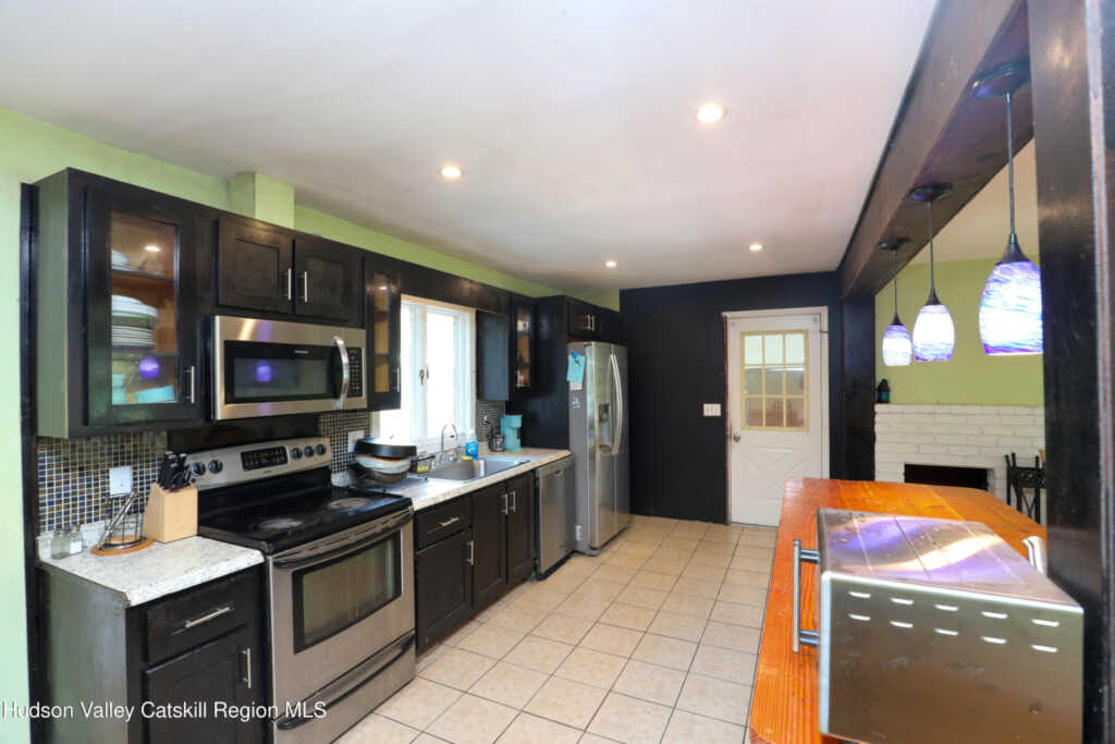 203 Maple Lane, Hurley, NY 12443 - Photo 15 of 25