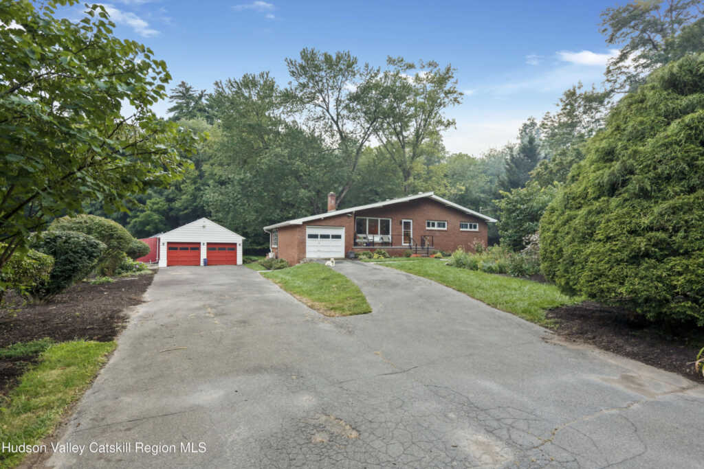 199 Ashokan Road, Kingston, NY 12401 - Photo 3 of 47