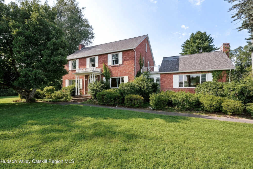 236 Glasco Turnpike, Saugerties, NY 12477