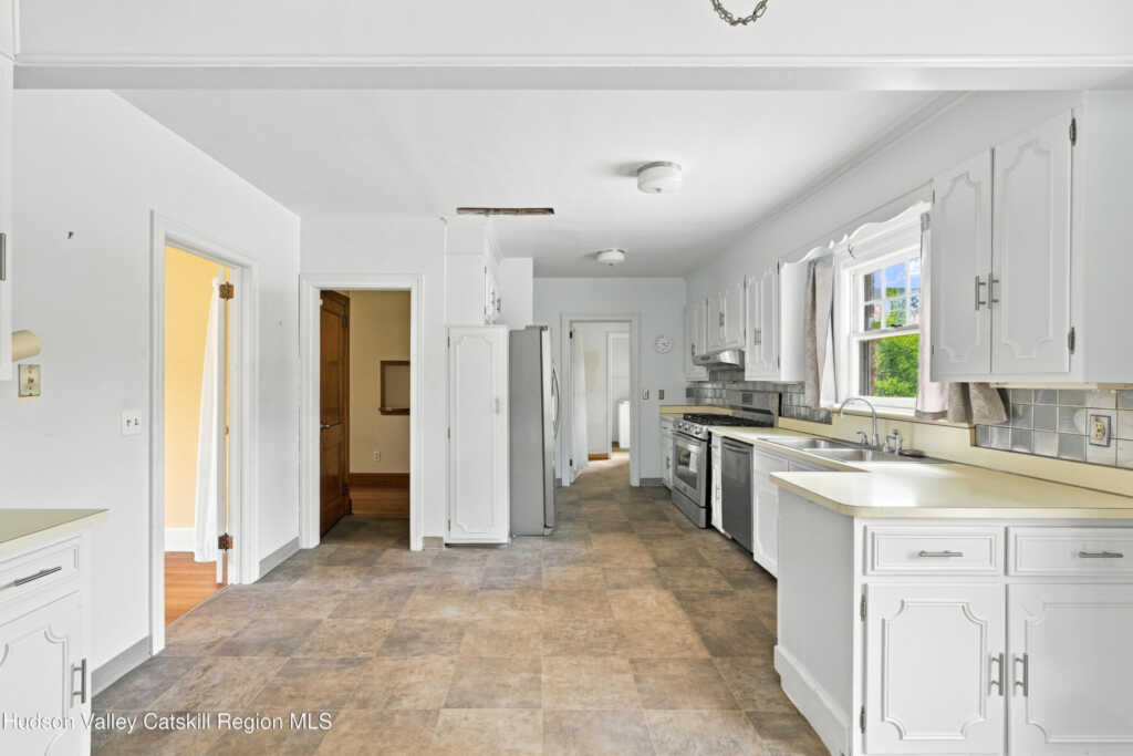 236 Glasco Turnpike, Saugerties, NY 12477 - Photo 20 of 50