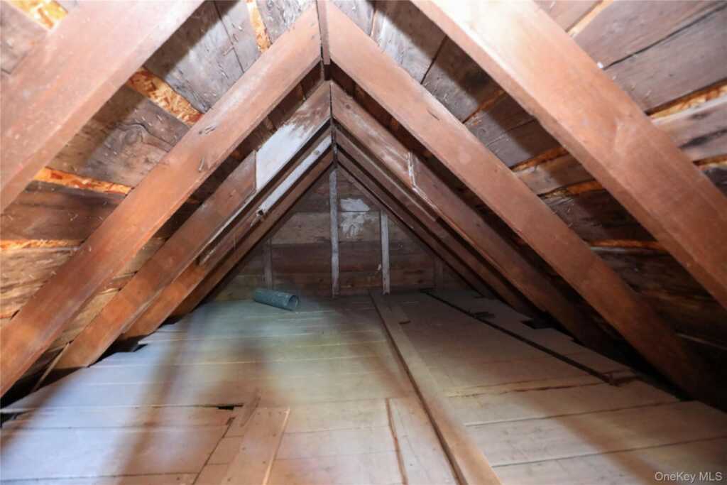 12-16 Lounsbury Place, Kingston, NY 12401 - Photo 23 of 25