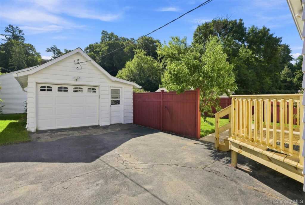 116 Andrew Street, Kingston, NY 12401 - Photo 2 of 28