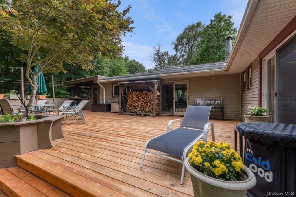 104 Park Place, Saugerties, NY 12477 - Photo 39 of 48