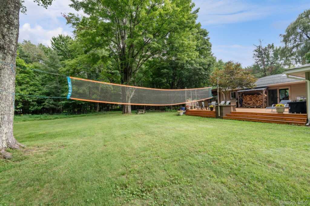 104 Park Place, Saugerties, NY 12477 - Photo 40 of 48