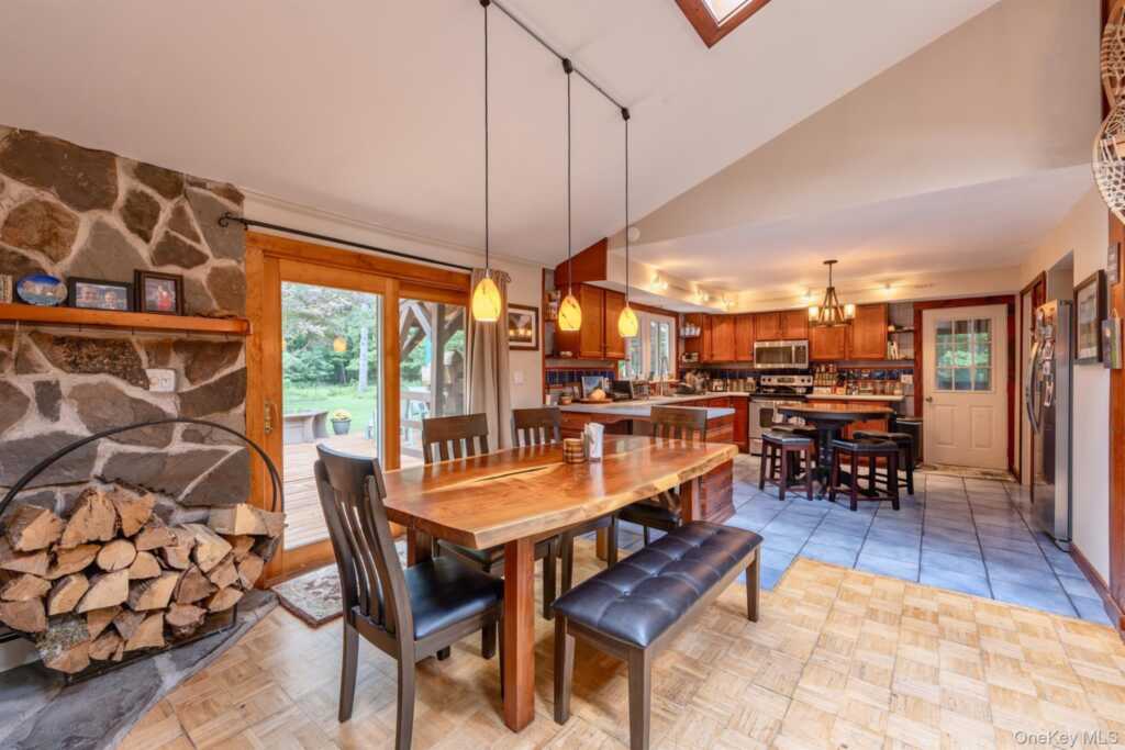 104 Park Place, Saugerties, NY 12477 - Photo 9 of 48