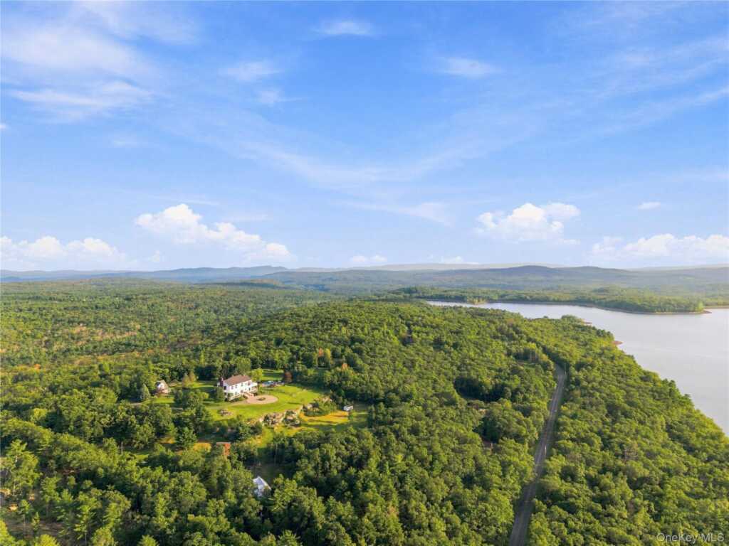 1471 Rt-28A, Hurley, NY 12491 - Photo 10 of 50