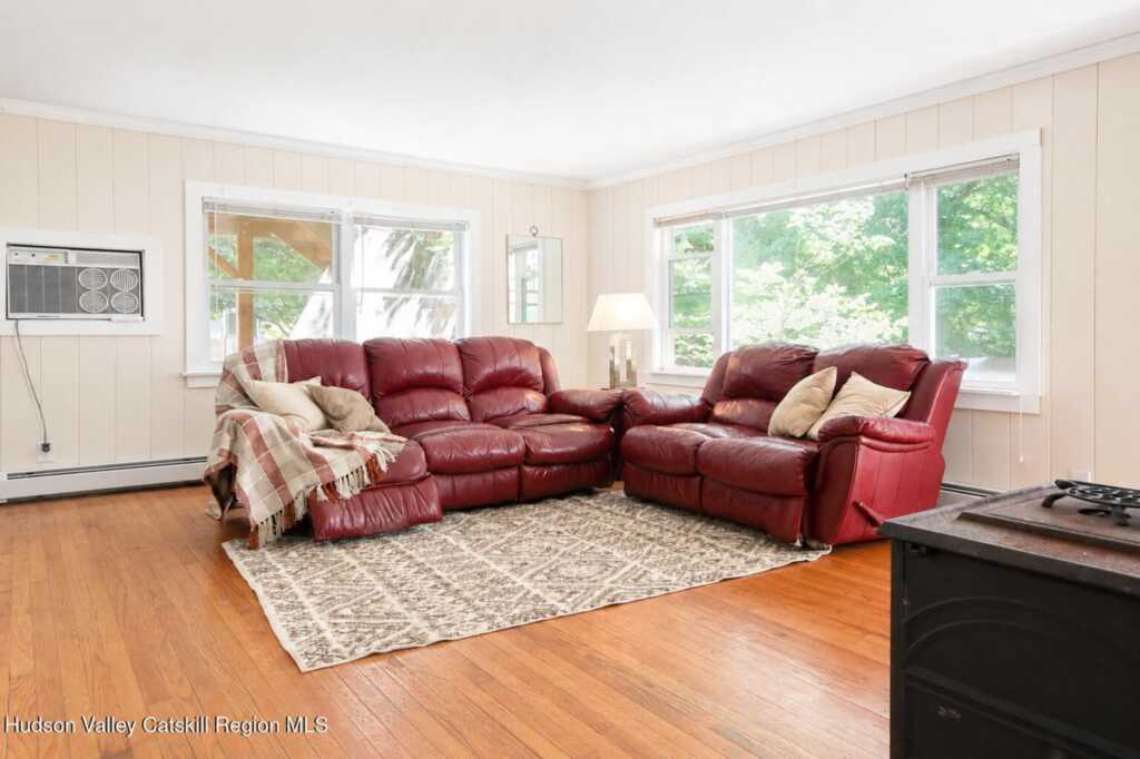40 Simmons Drive, Woodstock, NY 12498 - Photo 13 of 33