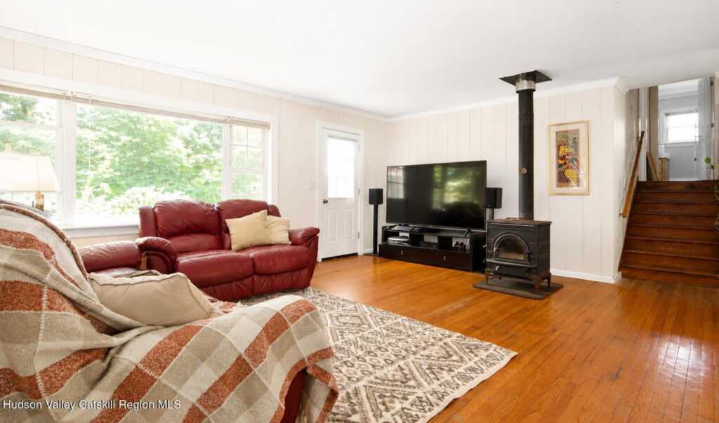 40 Simmons Drive, Woodstock, NY 12498 - Photo 15 of 33